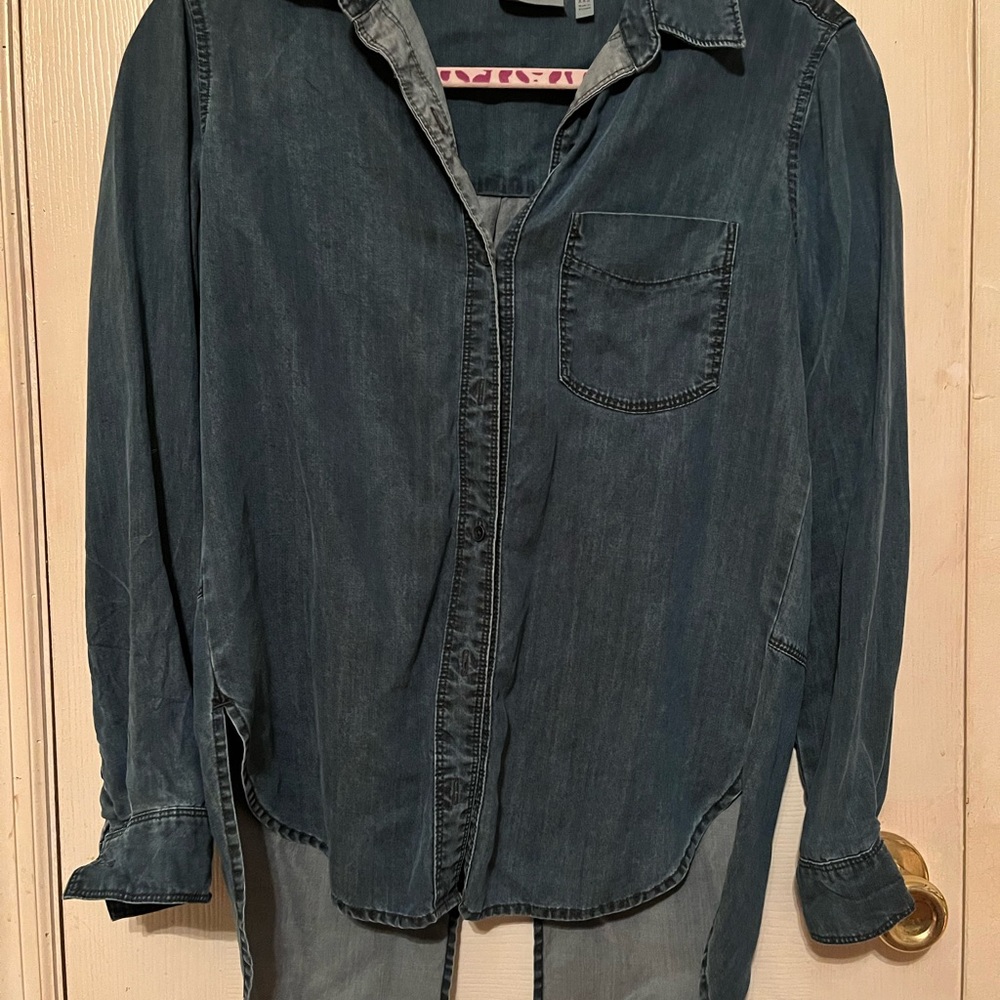 Athleta Split Back Chambray Button Up - image 2